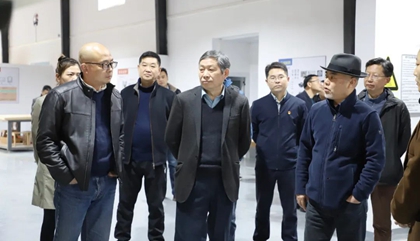 Lv Pinchang line of inspection hundred pottery meeting, praise the shared burning center mode.